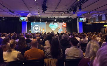 5 profiler spanar kring "Svenskarna och internet 2025"