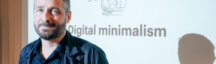 Så blir du digital minimalist på 28 semesterdagar